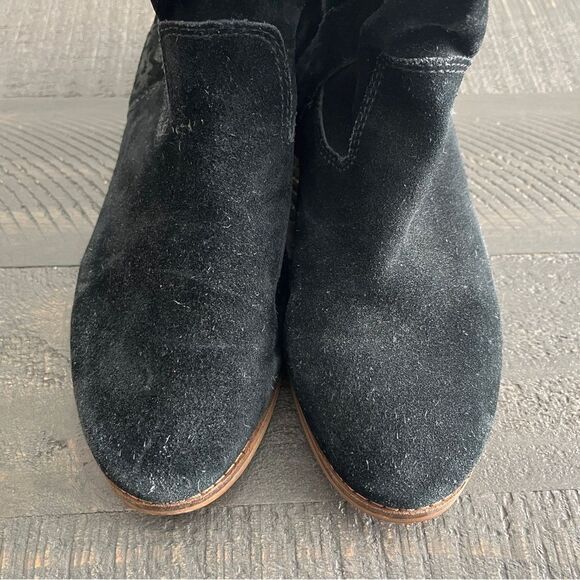 TOMS Black Suede Slouchy Ankle Boots Women’s 6.5 Western Boho Comfort Booties - Picture 2 of 8